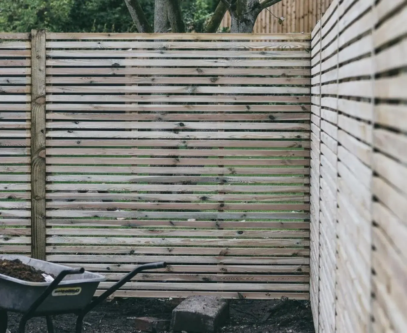 Fence replacement in Hobart